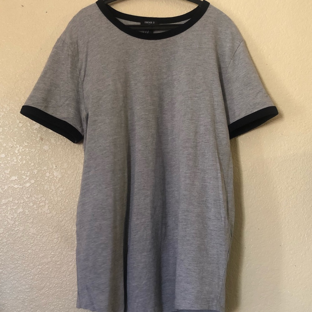 Forever21 Men's XL Gray Tee w/ Black Trim